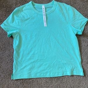 lululemon baby tee